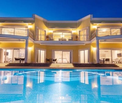 Villa Bella Vista in Kroatien - Direkt am Meer mit Pool